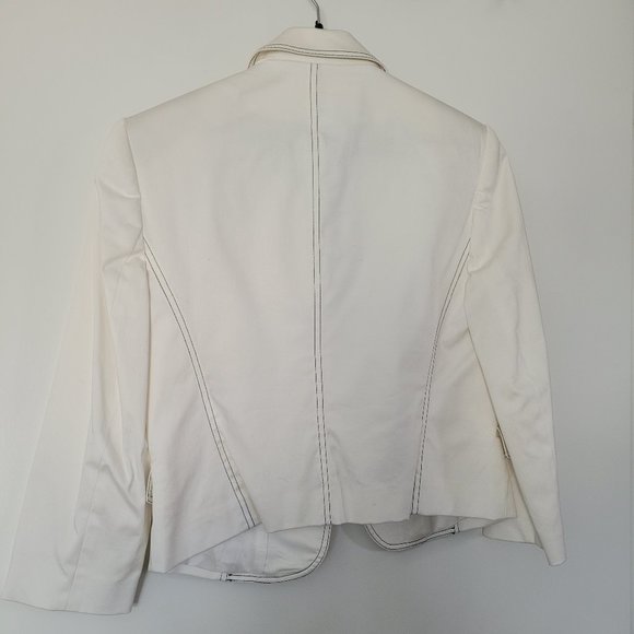 Classy White Crop Blazer - Picture 2 of 6